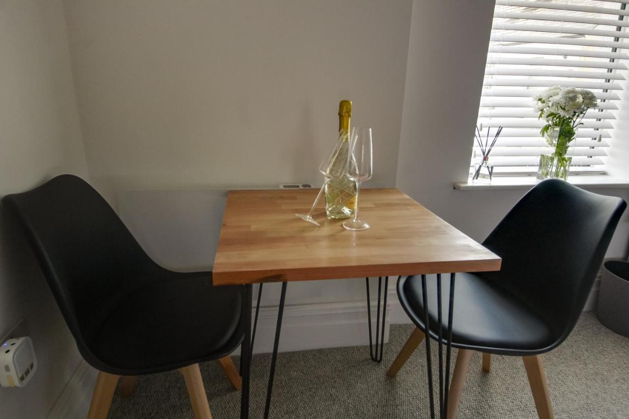 Bay City Studio Apartments By Staying-Away Κάρντιφ Εξωτερικό φωτογραφία