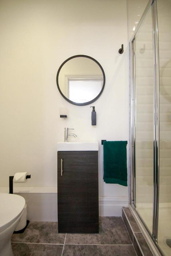 Bay City Studio Apartments By Staying-Away Κάρντιφ Εξωτερικό φωτογραφία